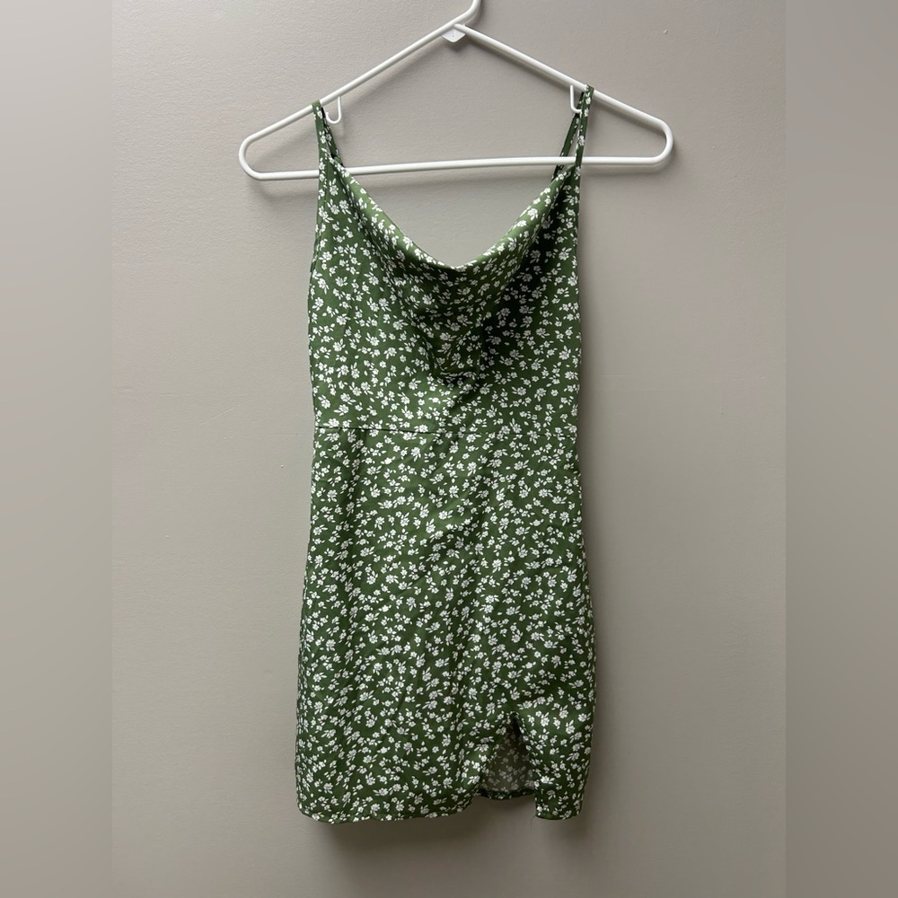 SHEIN Women’s Green Floral Mini Dress‎